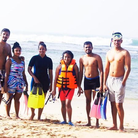 Madiha Surf House Lanka Hotel Matara Exterior photo