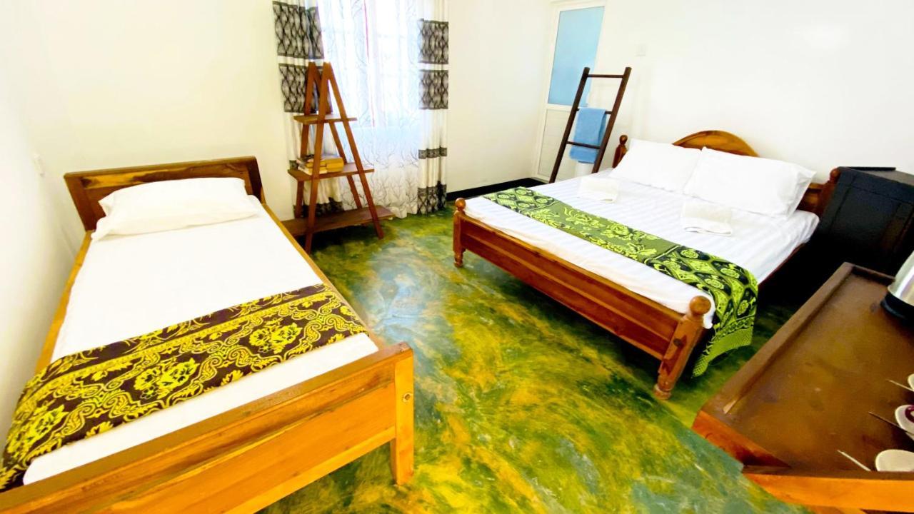 Madiha Surf House Lanka Hotel Matara Exterior photo