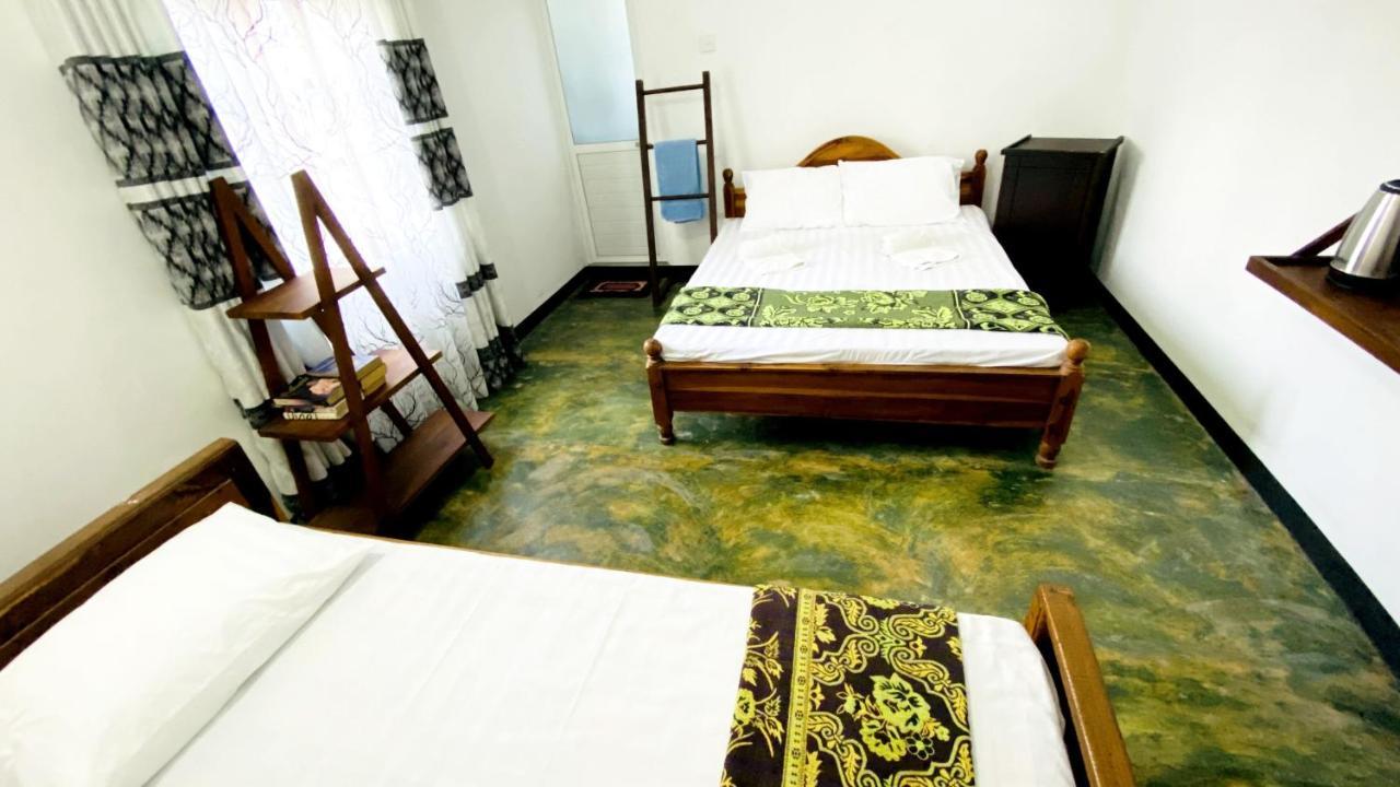 Madiha Surf House Lanka Hotel Matara Exterior photo