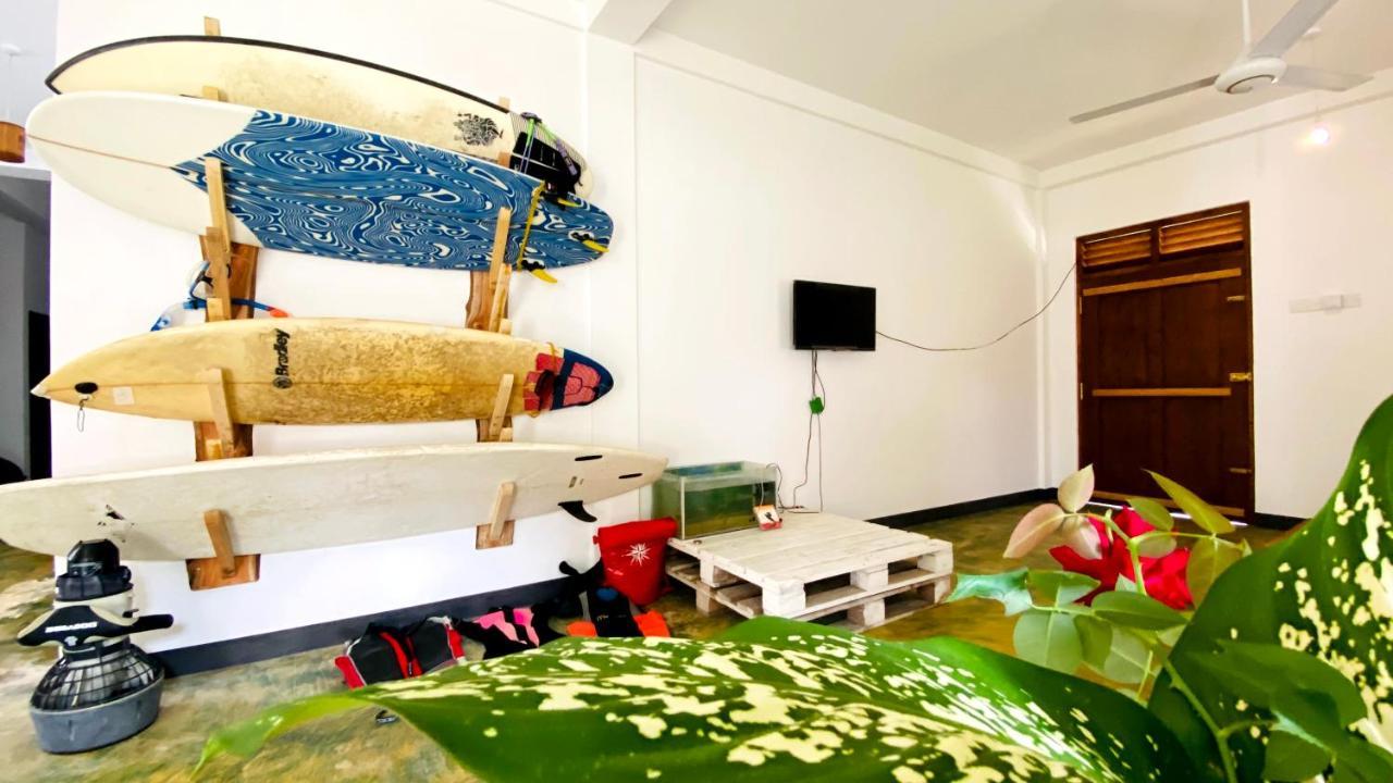 Madiha Surf House Lanka Hotel Matara Exterior photo