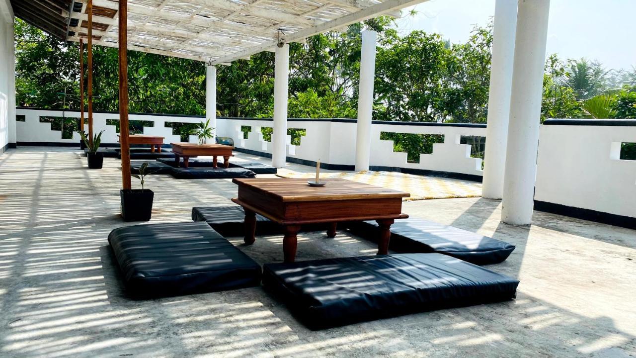 Madiha Surf House Lanka Hotel Matara Exterior photo