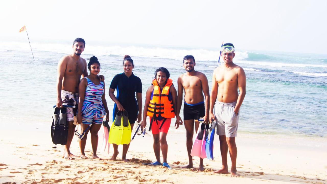 Madiha Surf House Lanka Hotel Matara Exterior photo