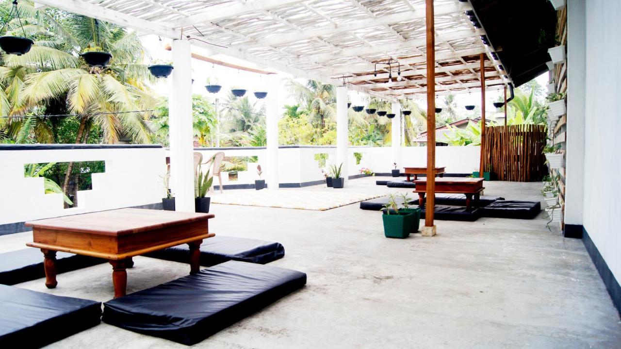 Madiha Surf House Lanka Hotel Matara Exterior photo
